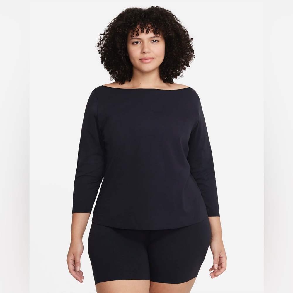 Nike yoga luxe top